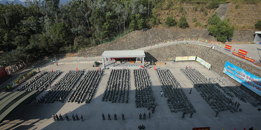 實(shí)干創(chuàng)新 自強(qiáng)不息|寶鷹集團(tuán)舉辦2019年千人大訓(xùn)暨任職資格評(píng)審活動(dòng)